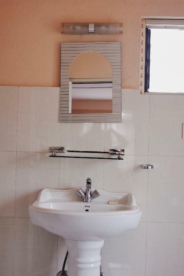 Bodhi Apartment Hotel Baudhatinchule ภายนอก รูปภาพ